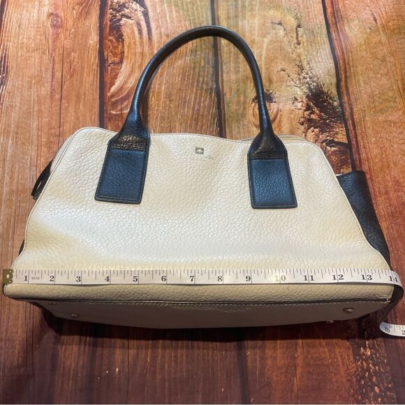 Kate Spade Southport Avenue Lydia bag Cream/black Pebbled Preowned - Picture 8 of 16